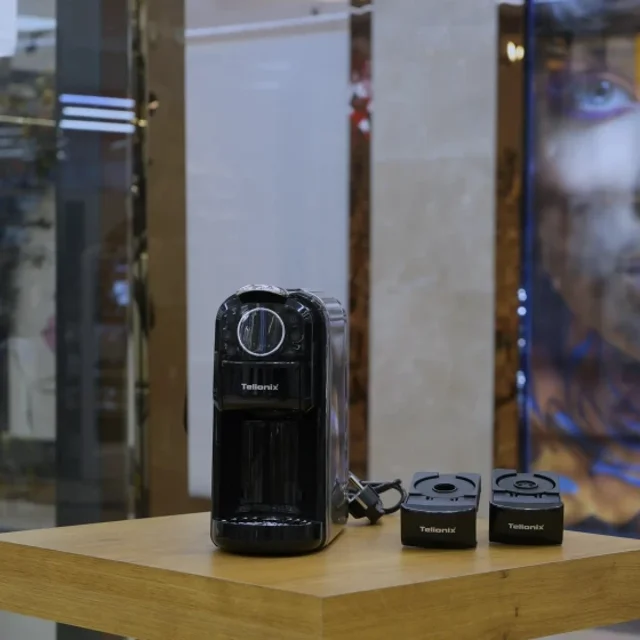 اسپرسوساز تلیونیکس مدل TCM5104 با فشار ۲۰ بار و نمایشگر LCD